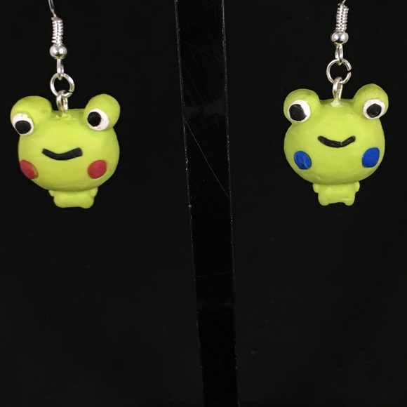 Handmade Polymer Clay Frog Dangle Drop Earrings - Picture 5 of 8